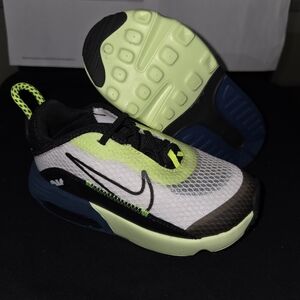 Nike Kids AirMax 2090 Sneakers